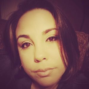 Meet your Posher, Monica